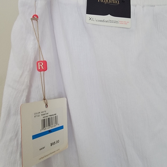 Rafaella White Cotton Lace Broomstick Maxi Skirt - NWT
XL - Picture 4 of 8